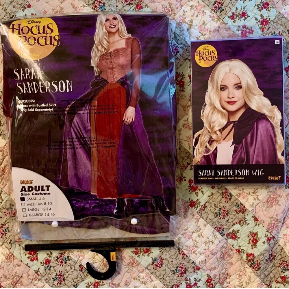 Spirit Halloween Hocus Pocus Costume (Sarah Sanderson)